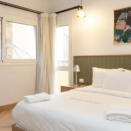 Grey L Studio Apartments Downtown Cairo Ouzonian House-2